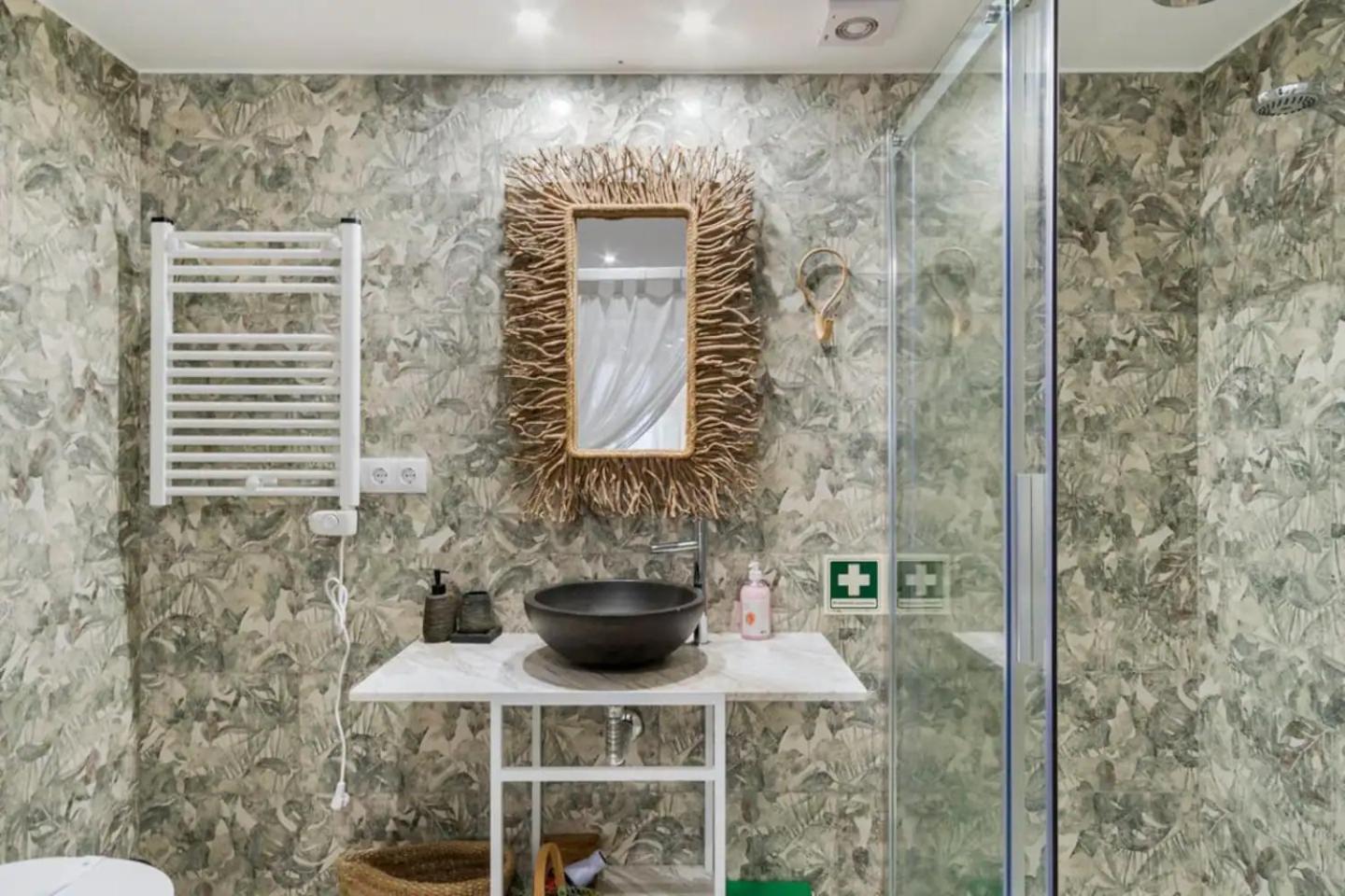 Casa Velhinha - Design, Culture And Comfort In Guimarães Dış mekan fotoğraf